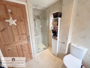 Bath/Shower/WC- click for photo gallery